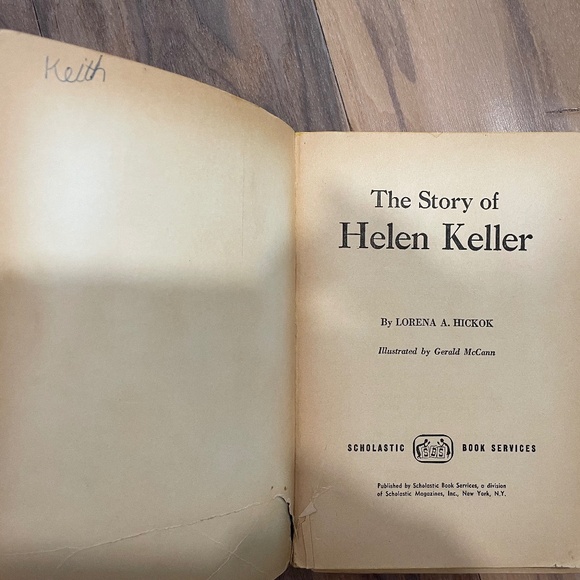 Vintage (1958) "The Story of Helen Keller" Paperback Book - Picture 5 of 7